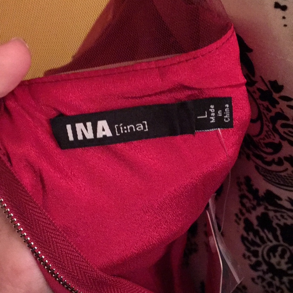 SALE ina Red ColdShoulder Large Cocktail Dress NWT - Picture 6 of 6